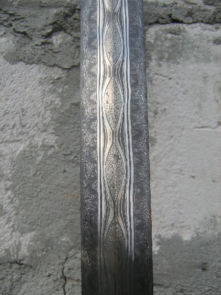 Арсенал 2010 Кинжал 002.jpg