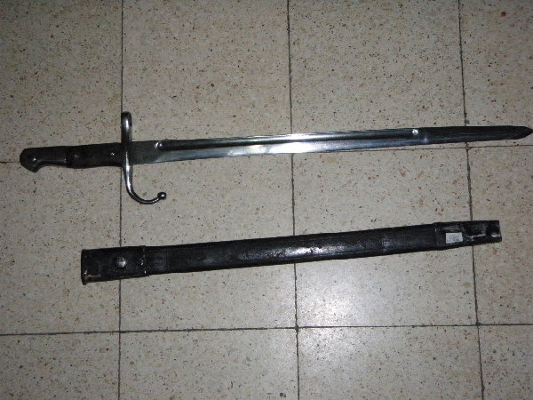 2 001.jpg